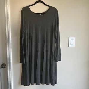 Grey long sleeve dress with pockets
